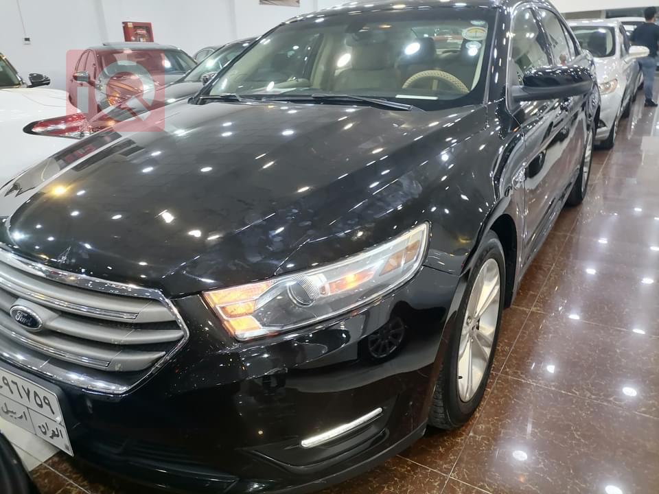 Ford Taurus